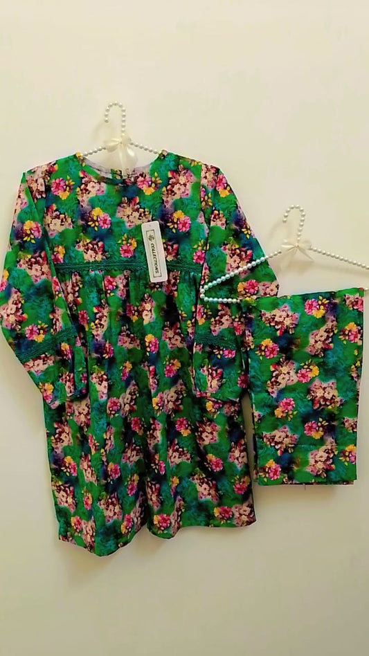 Elegant Floral Khaddar Two-Piece Suit for Girls (8-9 Years)